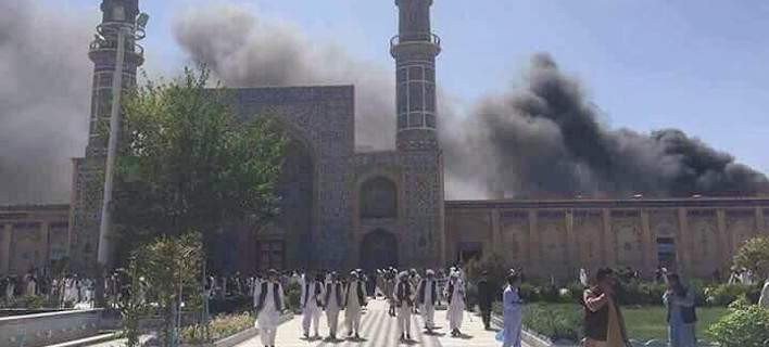 Αφγανιστάν: Φονική έκρηξη έξω από τζαμί – 7 νεκροί και 15 τραυματίες (εικόνες)